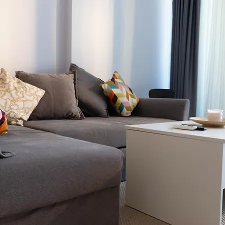 For Large Families, Duplex Villa-305 Vila *